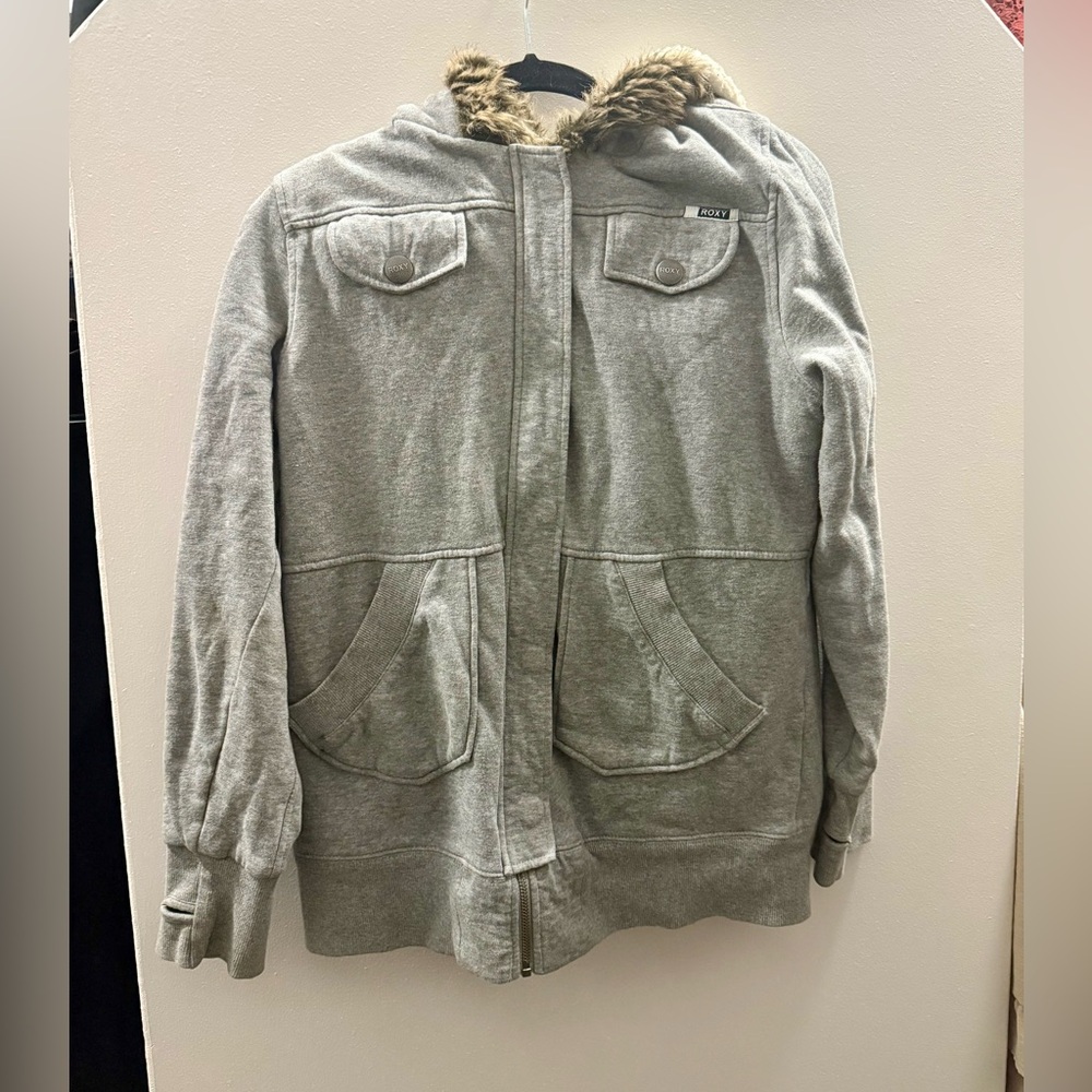 FINAL PRICE - Size XL Roxy jacket🌺